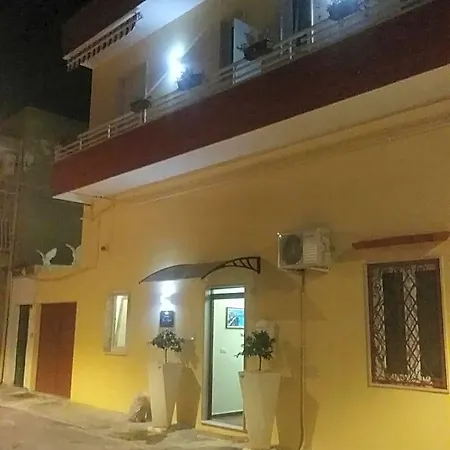 Vico Napoli Salento Bed & Breakfast Sannicola