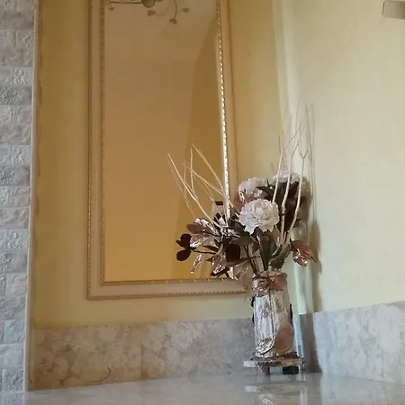 Vico Napoli Salento Bed & Breakfast 4*