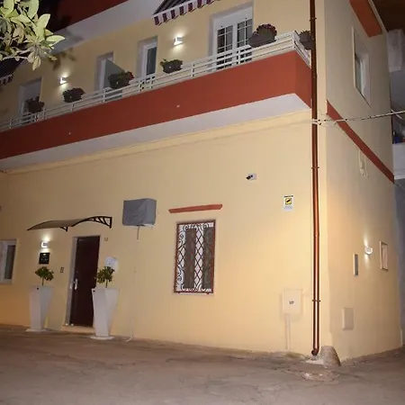 Vico Napoli Salento 4*