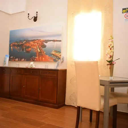 Panzió Vico Napoli Salento 4*