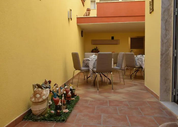 Vico Napoli Salento Bed & Breakfast 4*